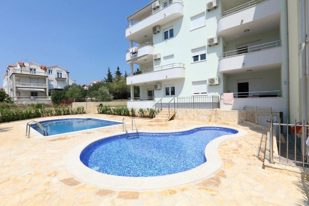 Apartments Paradise Τρογκίρ Εξωτερικό φωτογραφία