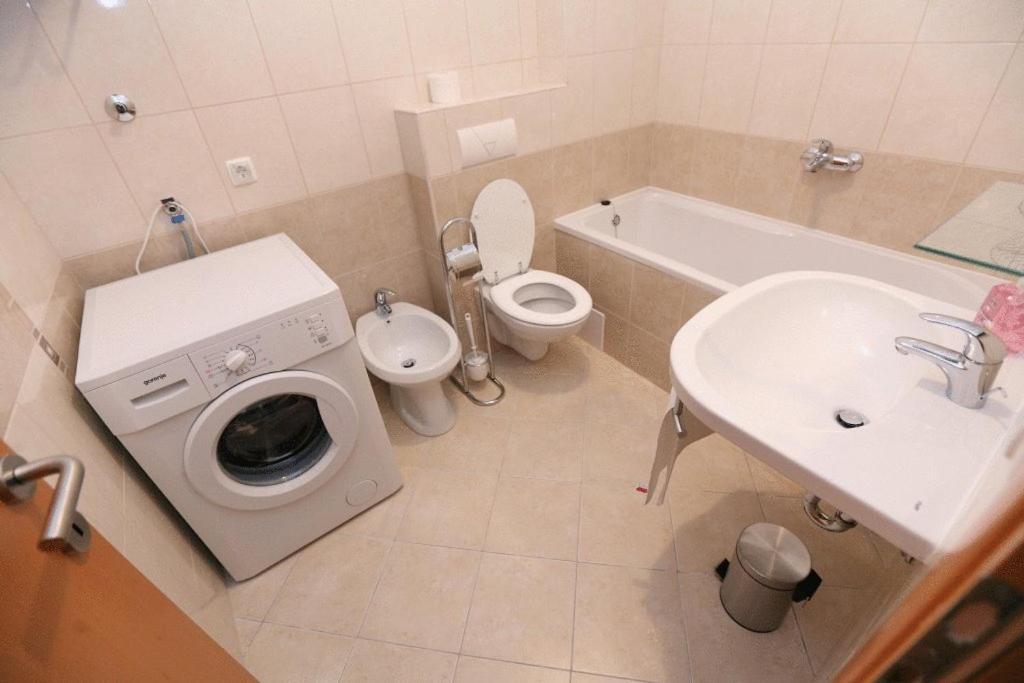 Apartments Paradise Τρογκίρ Εξωτερικό φωτογραφία