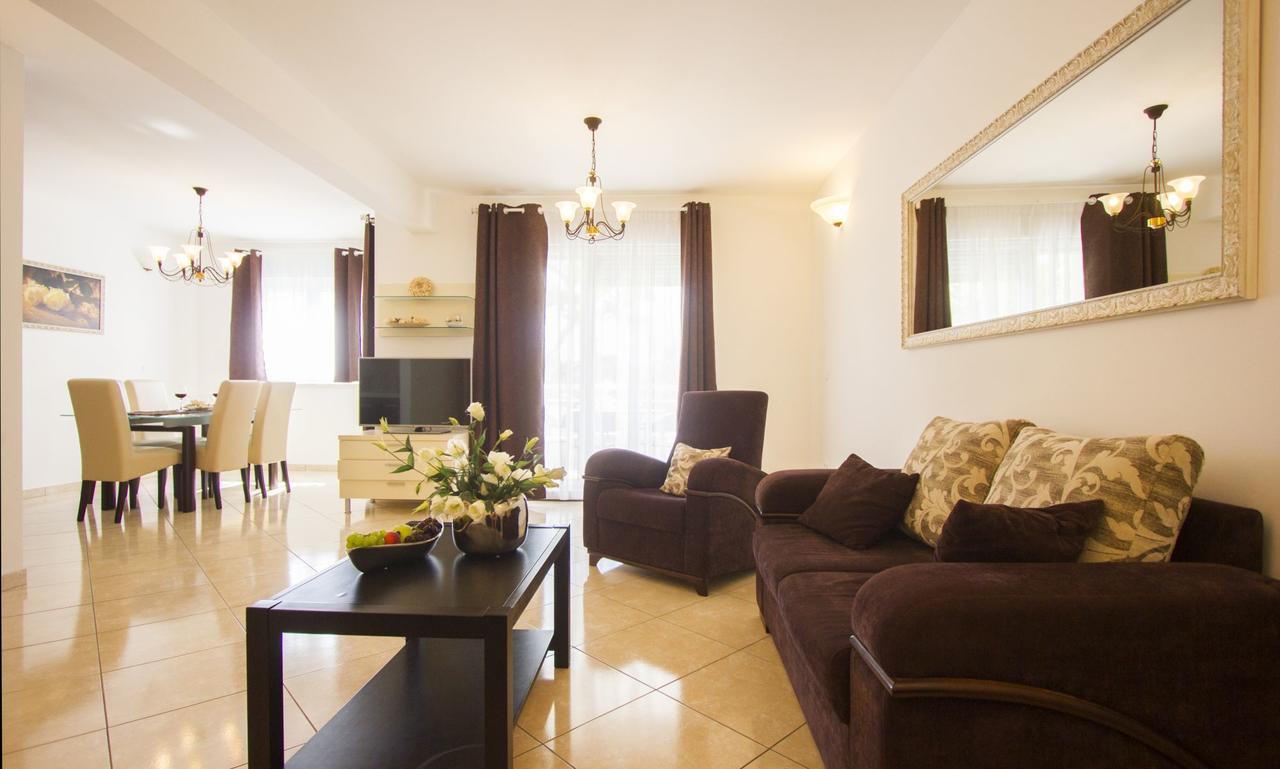 Apartments Paradise Τρογκίρ Εξωτερικό φωτογραφία