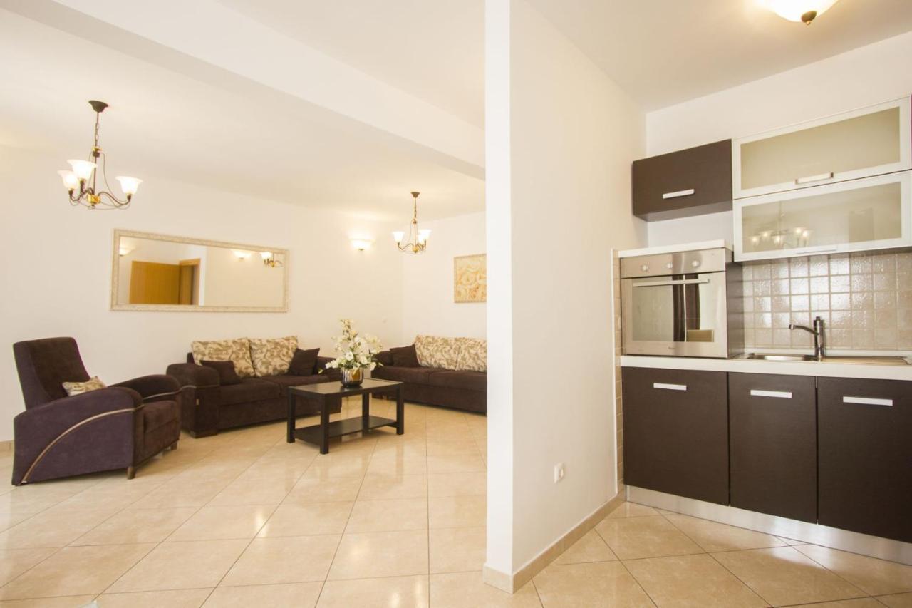 Apartments Paradise Τρογκίρ Εξωτερικό φωτογραφία