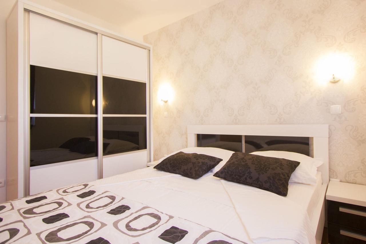 Apartments Paradise Τρογκίρ Εξωτερικό φωτογραφία