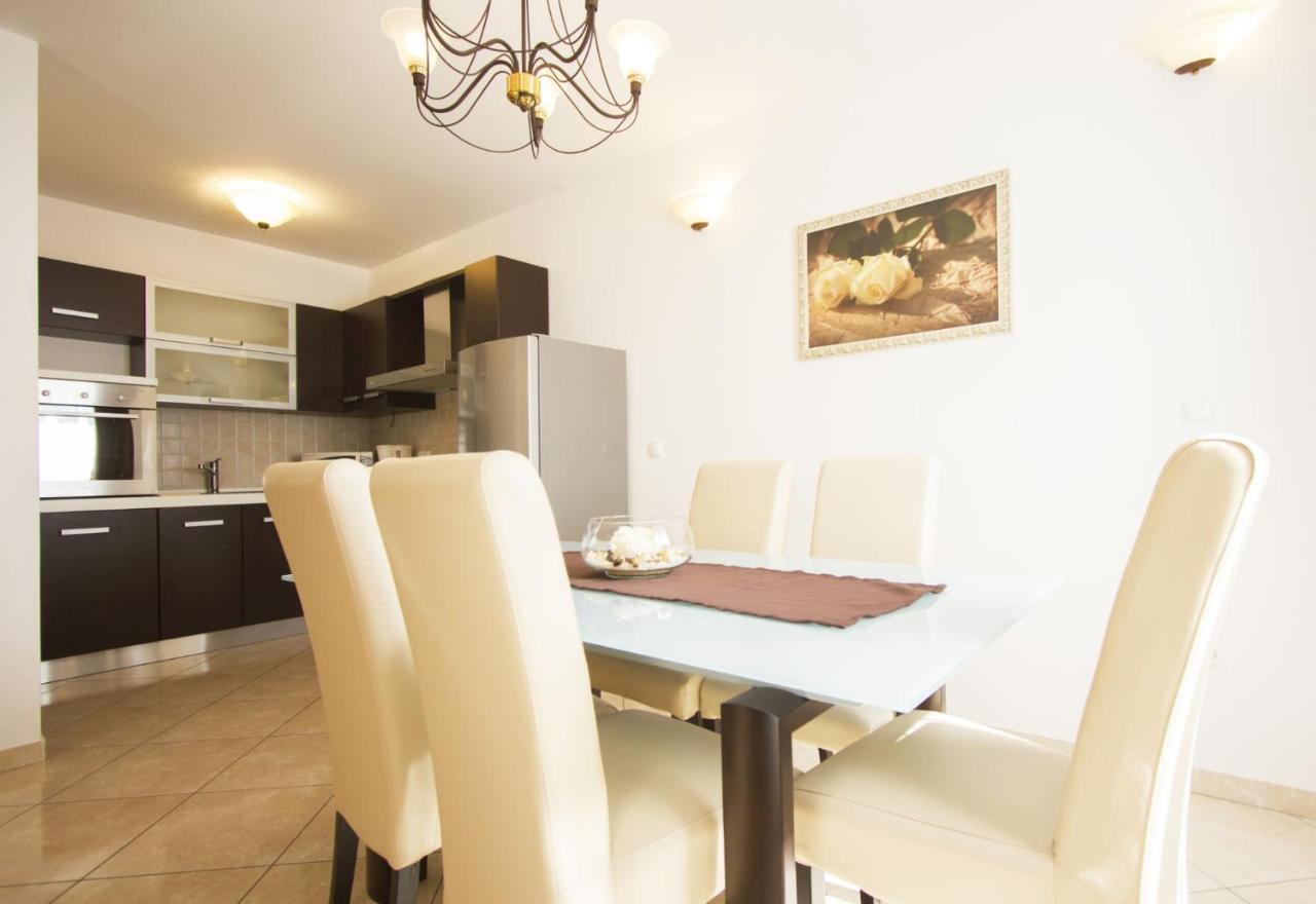 Apartments Paradise Τρογκίρ Εξωτερικό φωτογραφία