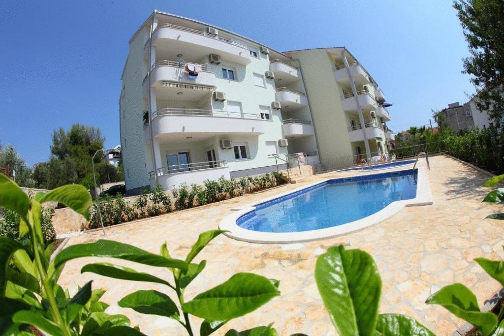 Apartments Paradise Τρογκίρ Εξωτερικό φωτογραφία